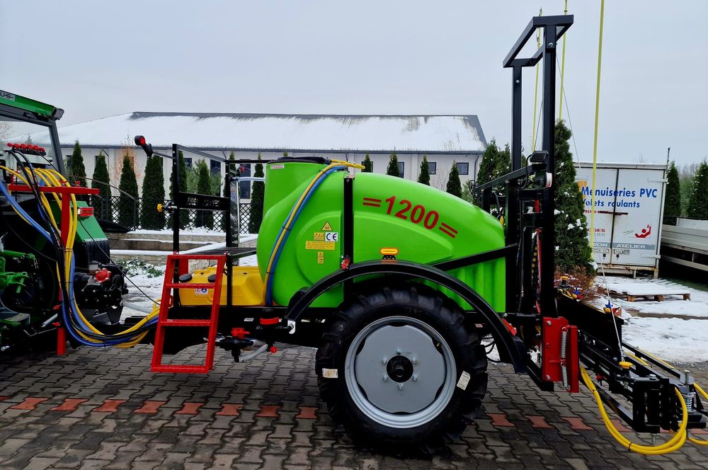 Opryskiwacz przyczepiany Demarol 1200l 15m