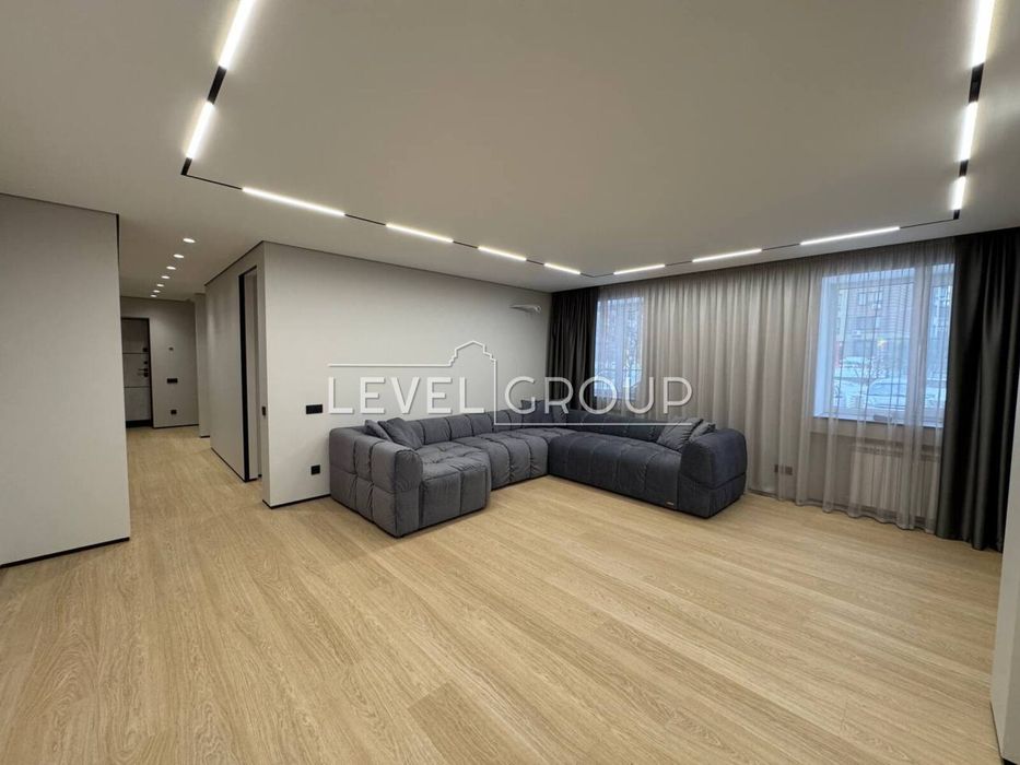 Горлівська 220 2х кім. квартира з новим ремонтом м.Вирлиця Позняки