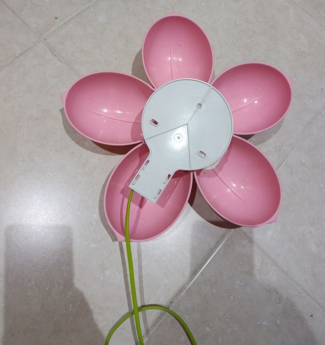 Candeeiro de Parede em forma de Flor- Rosa-Ikea