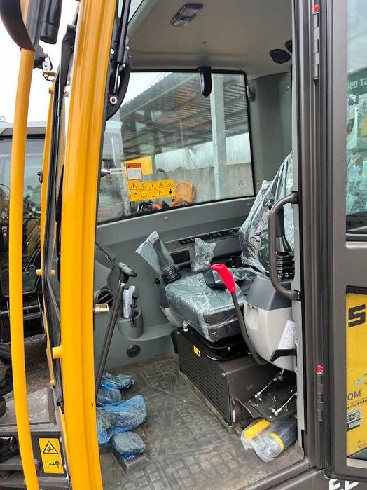 Гусеничний міні - екскаватор моделі E635F SDLG  (VOLVO GROUP)