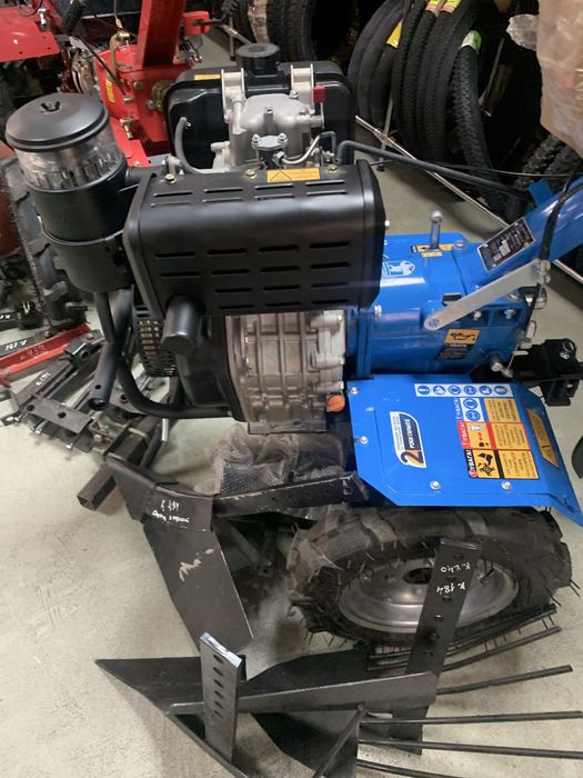 Мотоблок бензиновый с фрезой