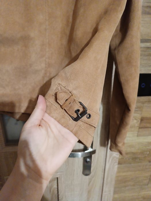 Wiosenna kurtka zamszowa camelowa 36