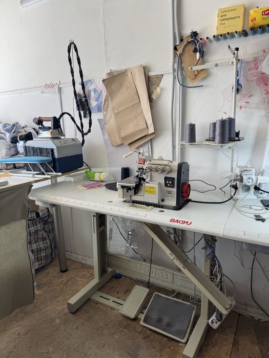 промисловий оверлок