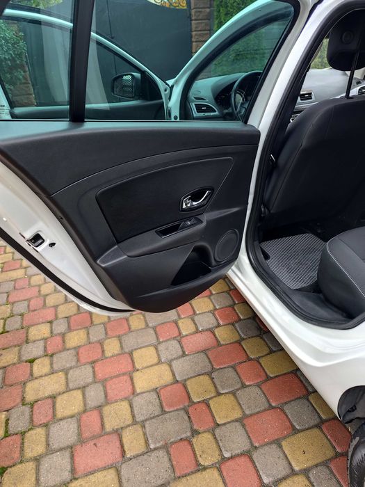 RENAULT MEGANE 2016 VIN VF1KZ890H55088165 фото оголошення 12 з 24