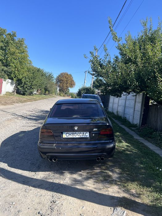 Продам задний м бампер е 39