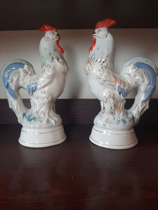Продам фарфоровые графины Петухи