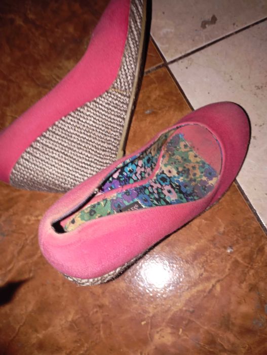 Buty na koturnie rozmiar 36