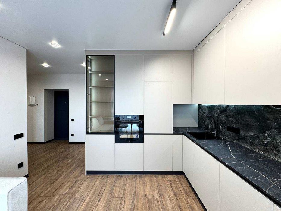 1 кімнатна квартира на Щасливому з ремонтом !