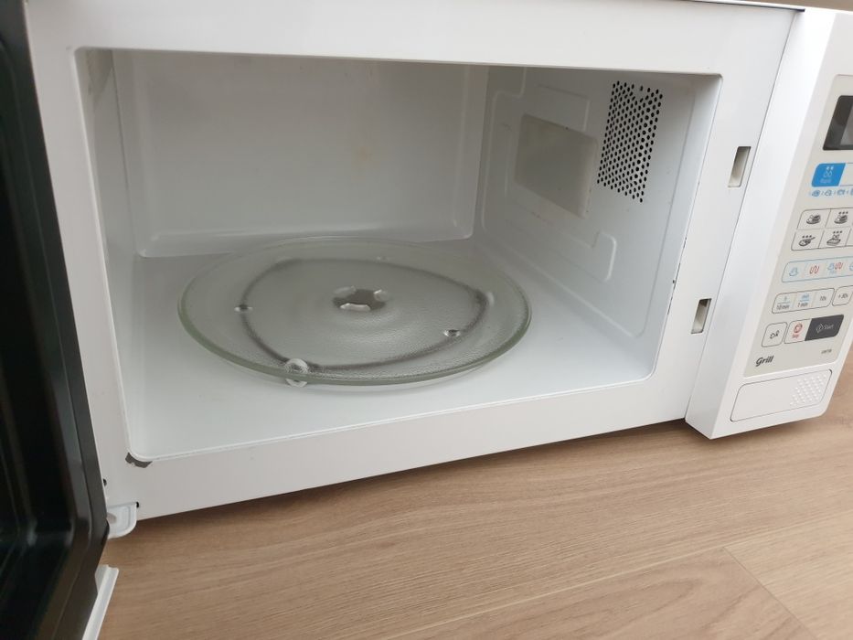 Micro-ondas Samsung GW73B com Grill