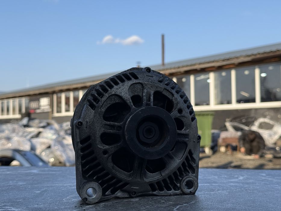 Генератор на БМВ Е39 М47 М57 2.5,3.0 Дизель Valeo  на 150 Ампер