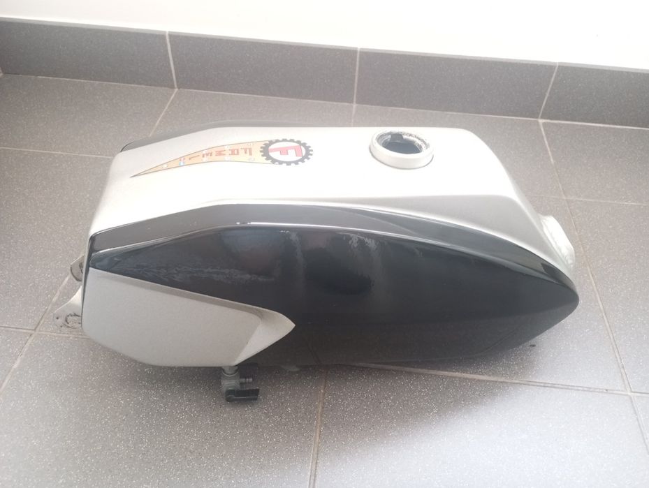 Depósito famel periquito, 74, 75, 76, mirage