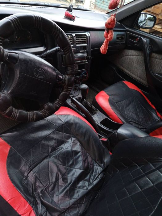 Продам Тойота Карина