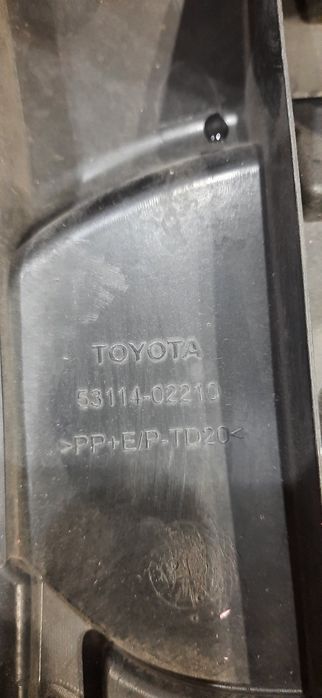 Решётка на TOYOTA