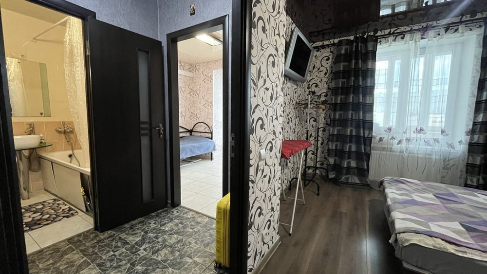 Подобово, 1,5 свіжа квартира, електроніка, Зарічанська