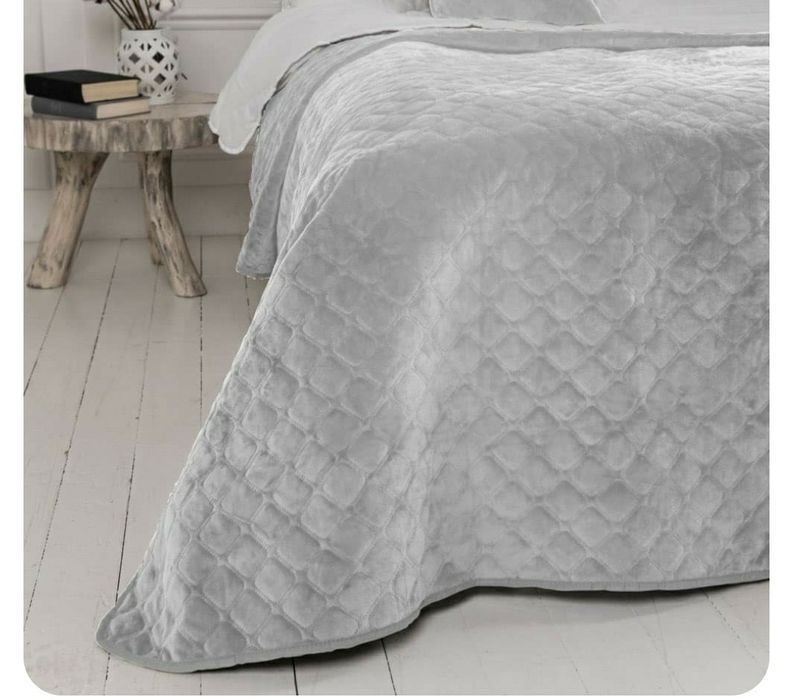 Покрывало велюровое