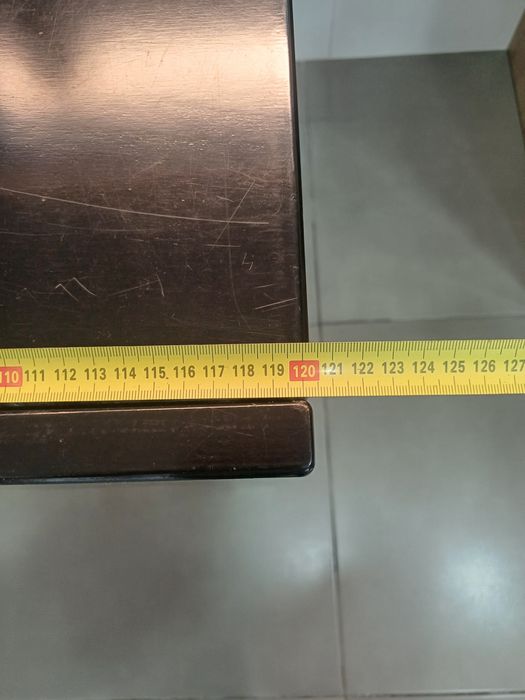 Mesa de sala em Wengué