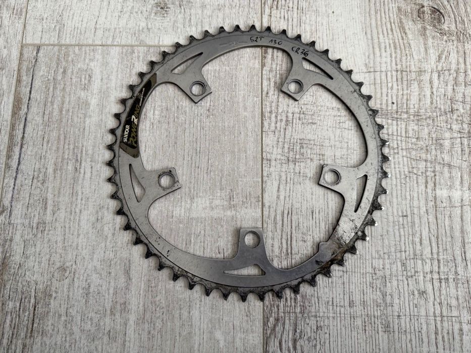 CR36	Blat tarcza zębatka Suntour Powering 52t bcd 130 szosowa