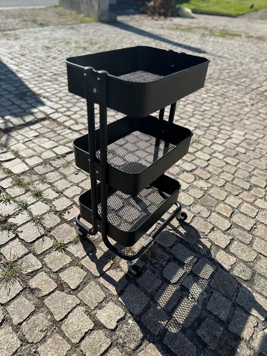 Carrinho de cozinha IKEA "RASKOG" em preto, 35x45x77 cm