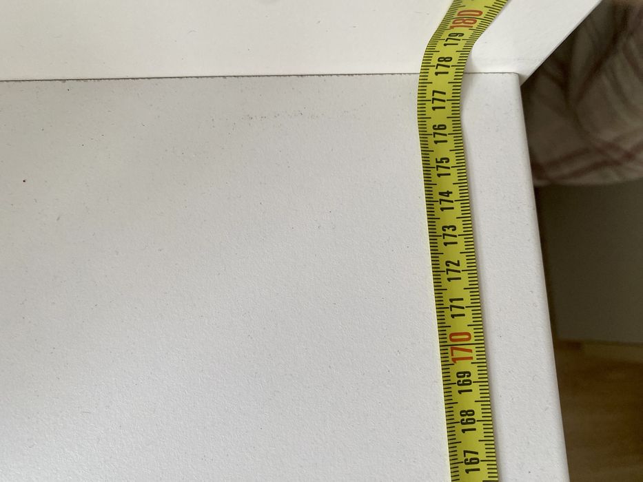 Duas combinação de arrumação bran/cinz