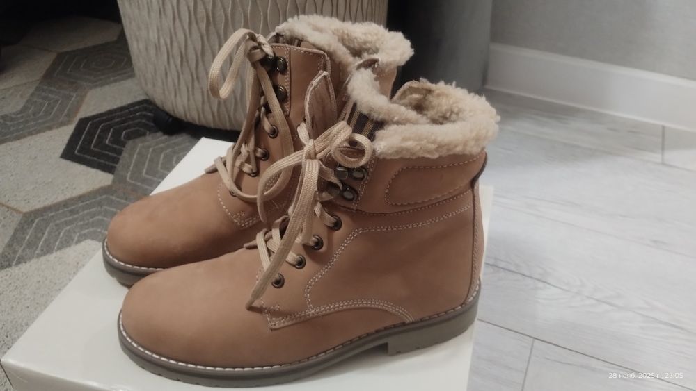 Зимние ботинки 40р натуральная кожа (нубук)