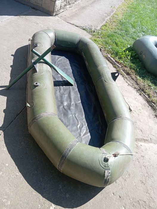 Лодка прорезинена