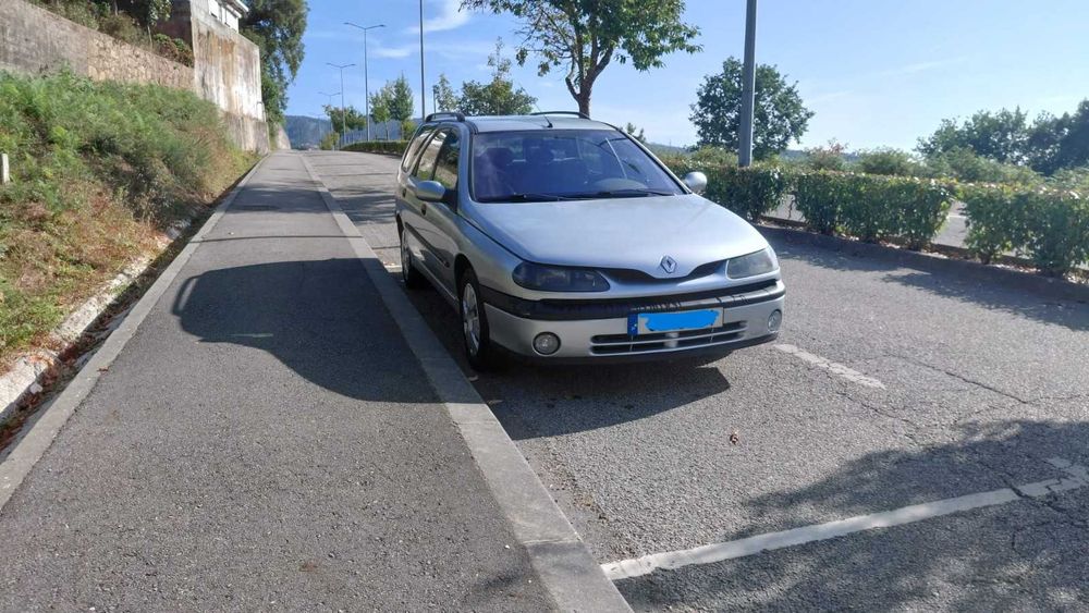 Renault Laguna Break 1.9dTi RXE c/ Android Auto + Câmara Traseira