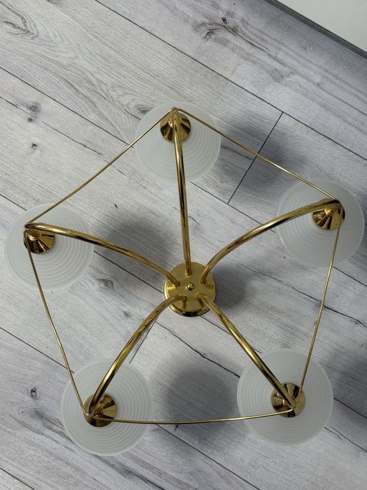 Люстра стельова