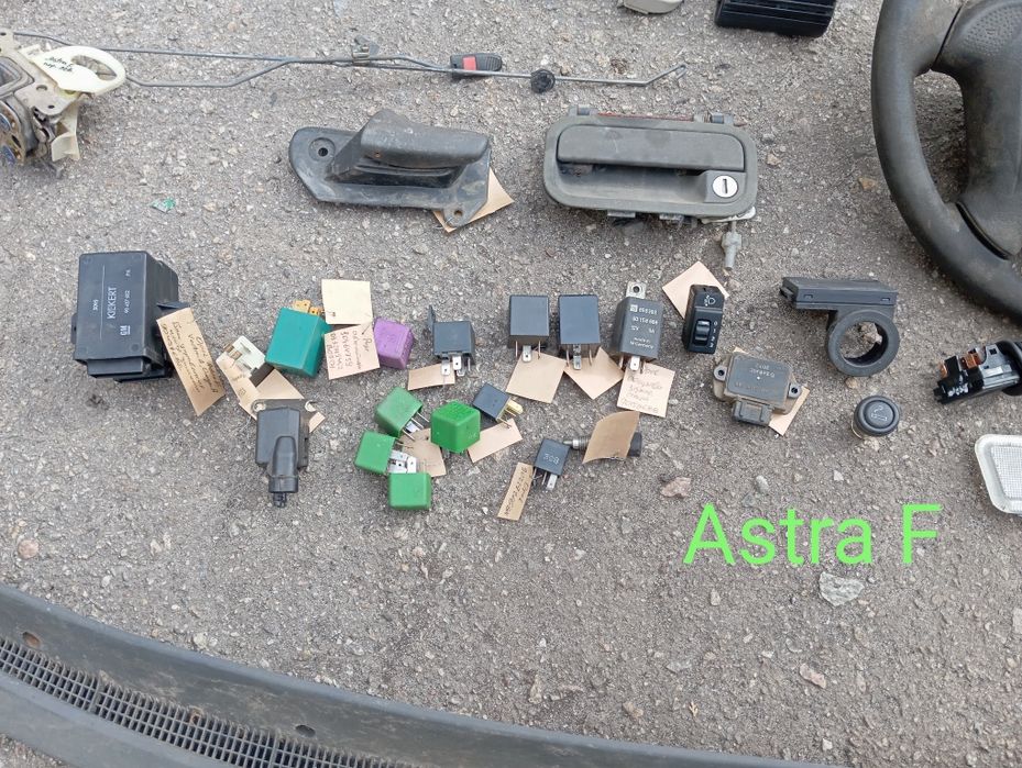 Опель Астра Ф жабо и др