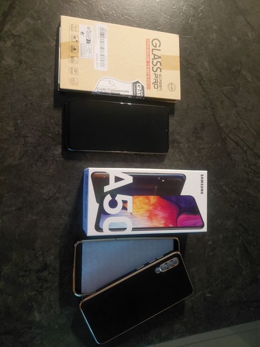 Samsung Galaxy A50 +szkło+etui, sprawny.stan dobry.