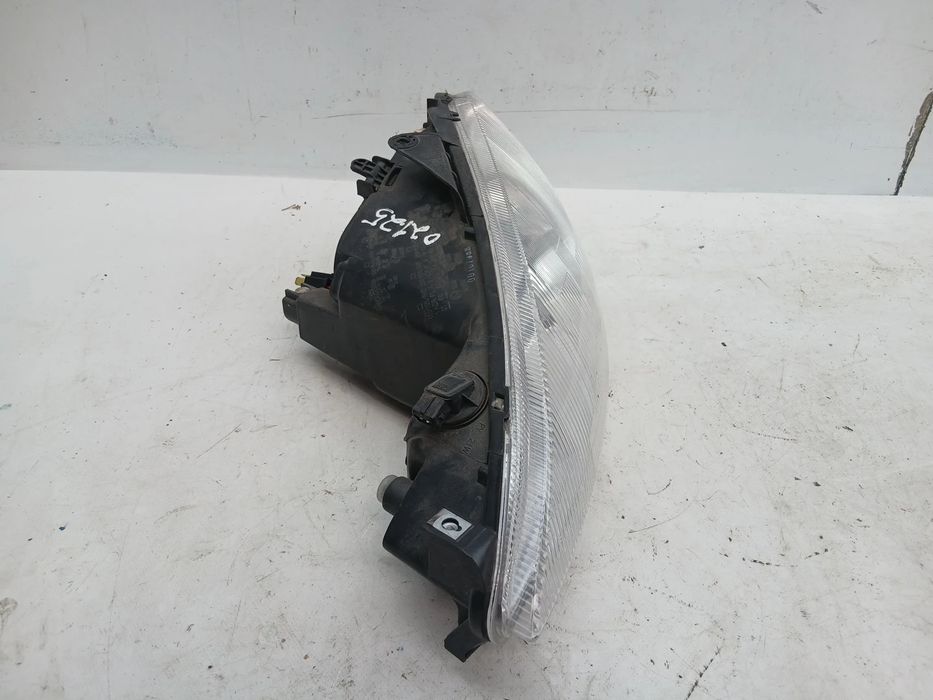 Ótica / farol esquerda PEUGEOT 206 (2A/C)