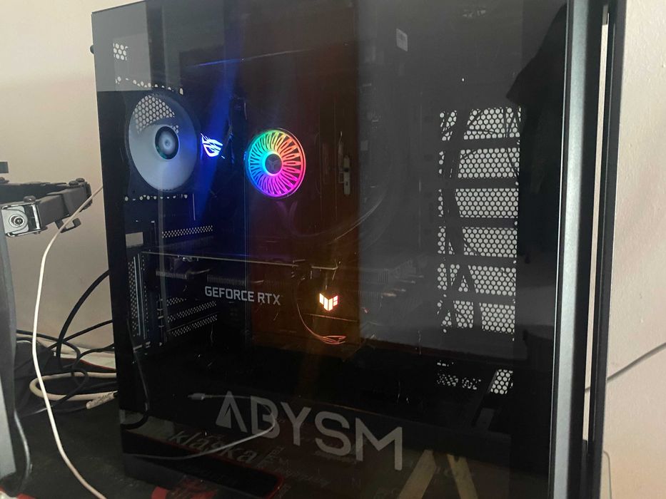 Torre Gaming/ 2 monitores