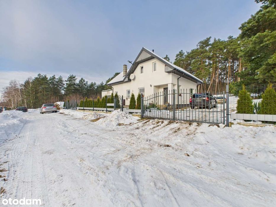 Przestronny dom z garażem przy lesie, Obrowo