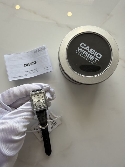 Годинник жіночий  CASIO ОРИГІНАЛ !!!