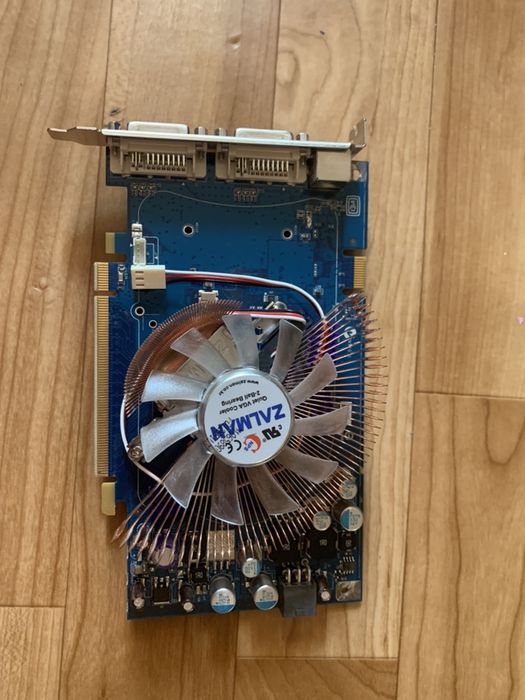 Видеокарта GeForse 8600 GTS 256 MB