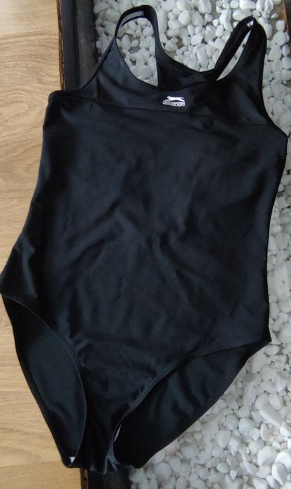 Kostium kąpielowy jednoczęściowy