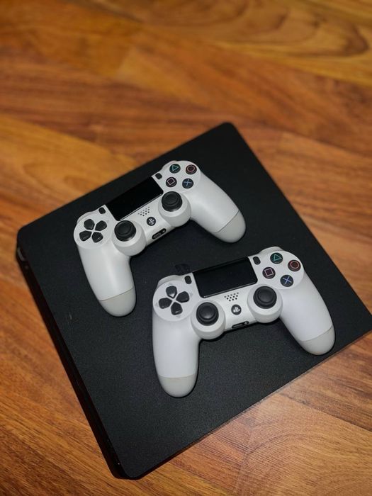 Ps 4 slim 1 tb продам