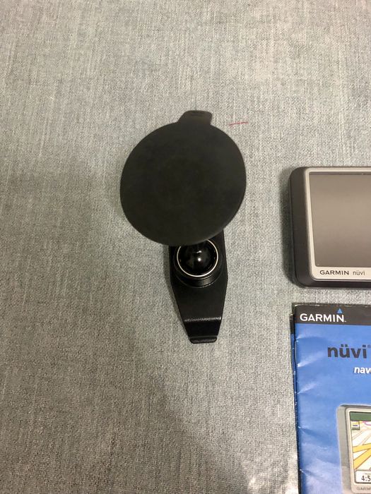 Aparelho electronico GPS para o carro com carregador novo