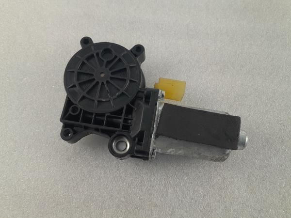 Motor vidro frente direito VOLKSWAGEN Fox (5Z1, 5Z3, 5Z4)