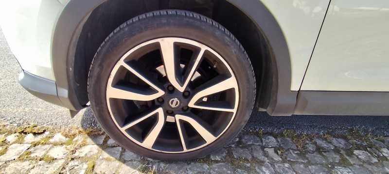 Nissan Qashqai 1.5 dCi Tekna J19