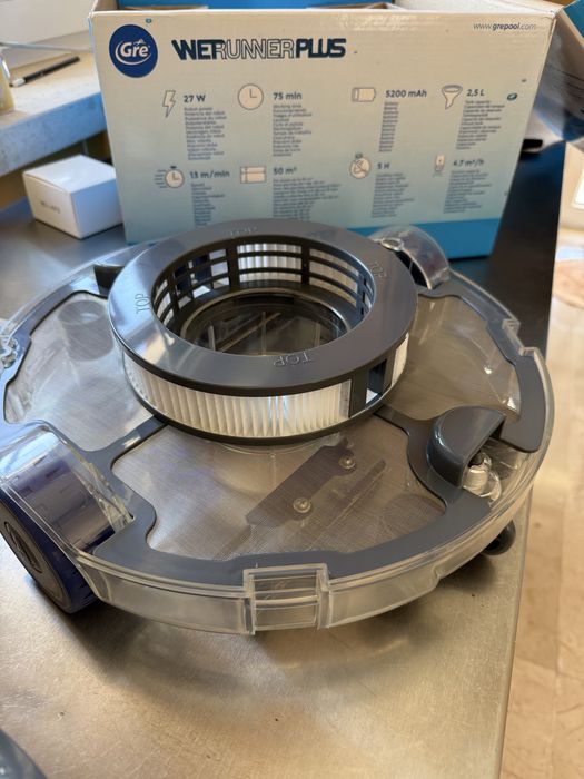 Robot limpeza de piscinas