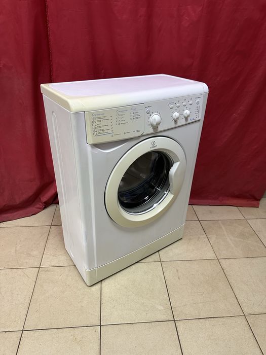 Стиральная машина Indesit 32 см 4 кг