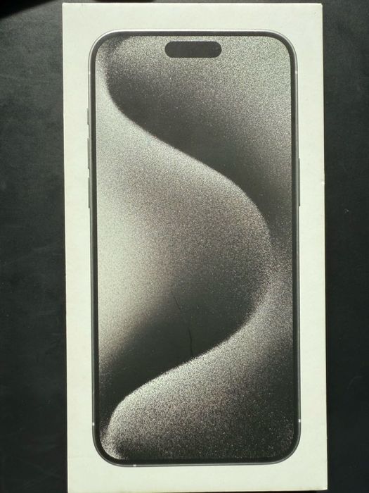 Iphone 15 Pro Max 256 GB (c/ várias capas e película privacidade)