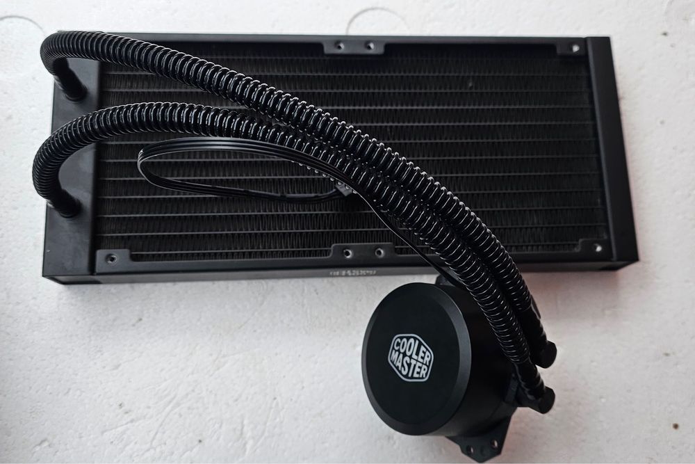 Cooler Master MasterLiquid Lite 240, pompa działa, ale z lekkim hałasem