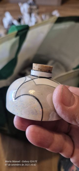 Miniaturas e garrafinha para bebida