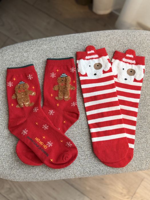 2 pary skarpet świątecznych piernik miś Christmas socks Xmas czerwone uniwersalne