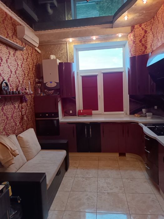 Сдам по суточно квартиру