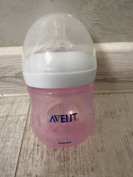 Пляшечка для годування  Philips Avent Natural 125 pink