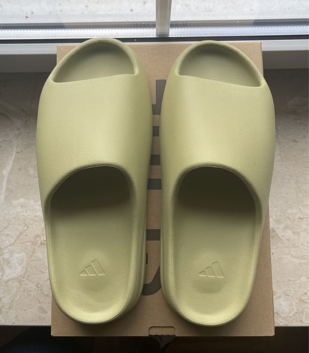 Klapki Adidas Yeezy Slide Resin rozm. 47