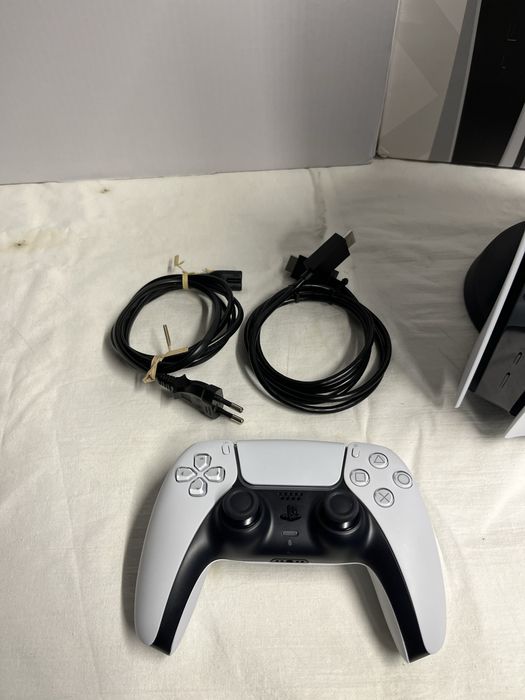 Продам Sony Playstation 5/PS5