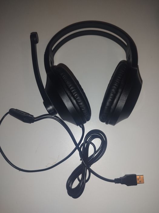 Auscultadores para PC ou jogo com entrada USB